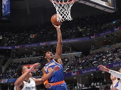 MEMPHIS, TN - OCTOBER 19: RJ Barrett #9 of the New York Knicks drives to the basket during the game against the Memphis Grizzlies on October 19, 2022 at FedExForum in Memphis, Tennessee. NOTE TO USER: User expressly acknowledges and agrees that, by downloading and or using this photograph, User is consenting to the terms and conditions of the Getty Images License Agreement. Mandatory Copyright Notice: Copyright 2022 NBAE (Photo by Joe Murphy/NBAE via Getty Images)