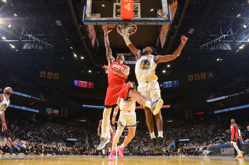 SAN FRANCISCO, CA - DECEMBER 5: Steven Adams #12 of the Houston Rockets drives to the basket during the game against the Golden State Warriors on December 5, 2024 at Chase Center in San Francisco, California. NOTE TO USER: User expressly acknowledges and agrees that, by downloading and or using this photograph, user is consenting to the terms and conditions of Getty Images License Agreement. Mandatory Copyright Notice: Copyright 2024 NBAE (Photo by Noah Graham/NBAE via Getty Images)