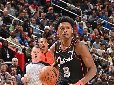 DETROIT, MI - NOVEMBER 5: Ausar Thompson #9 of the Detroit Pistons dribbles the ball during the game against the Phoenix Suns on November 5, 2023 at Little Caesars Arena in Detroit, Michigan. NOTE TO USER: User expressly acknowledges and agrees that, by downloading and/or using this photograph, User is consenting to the terms and conditions of the Getty Images License Agreement. Mandatory Copyright Notice: Copyright 2023 NBAE (Photo by Chris Schwegler/NBAE via Getty Images)