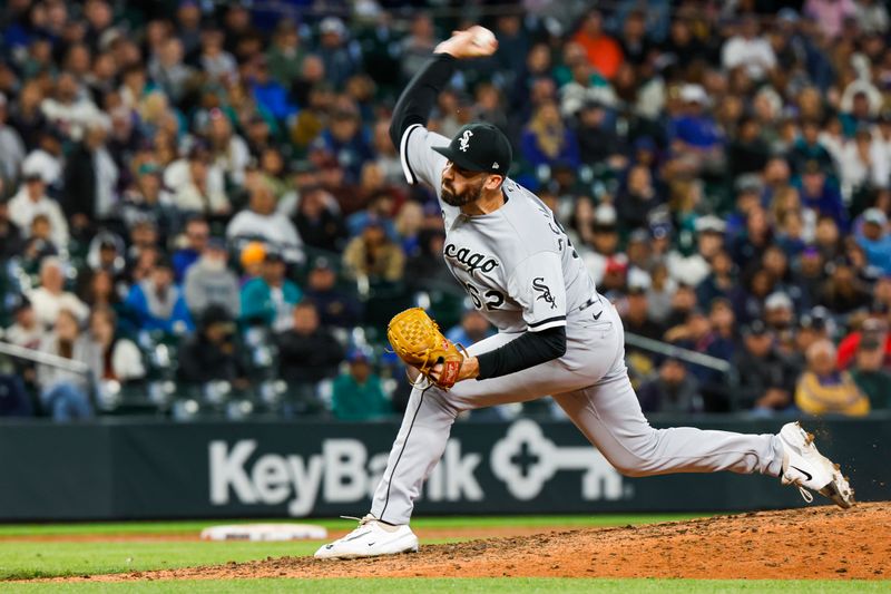 Jun 17, 2023; Seattle, Washington, USA; Chicago White Sox relief pitcher Jesse Scholtens (62) throws against the Seattle Mariners during the eleventh inning at T-Mobile Park. Mandatory Credit: Joe Nicholson-USA TODAY Sports