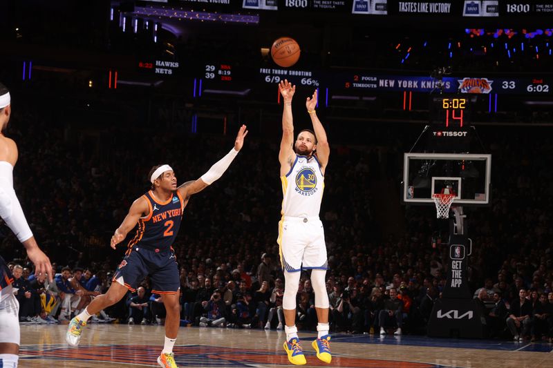 NEW YORK, NY - FEBRUARY 29: Stephen Curry #30 of the Golden State Warriors shoots a three point basket against the New York Knicks on January 29, 2024 at Madison Square Garden in New York City, New York.  NOTE TO USER: User expressly acknowledges and agrees that, by downloading and or using this photograph, User is consenting to the terms and conditions of the Getty Images License Agreement. Mandatory Copyright Notice: Copyright 2024 NBAE  (Photo by Nathaniel S. Butler/NBAE via Getty Images)