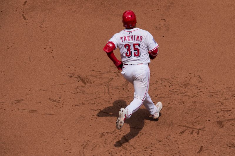 Jun 8, 2025; Cincinnati, Ohio, USA; Cincinnati Reds catcher Jose Trevino (35) runs the bases after hitting a solo home run against the Arizona Diamondbacks in the fifth inning at Great American Ball Park. Mandatory Credit: Aaron Doster-Imagn Images