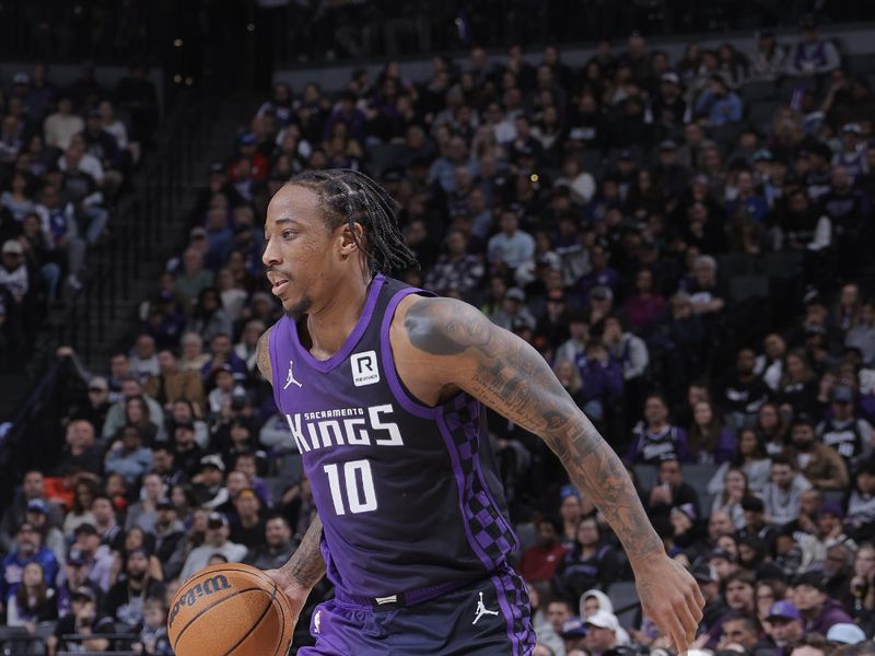 SACRAMENTO, CA - JANUARY 1:  DeMar DeRozan #10 of the Sacramento Kings dribbles the ball during the game against the Philadelphia 76ers on January 1, 2025 at Golden 1 Center in Sacramento, California. NOTE TO USER: User expressly acknowledges and agrees that, by downloading and or using this Photograph, user is consenting to the terms and conditions of the Getty Images License Agreement. Mandatory Copyright Notice: Copyright 2025 NBAE (Photo by Rocky Widner/NBAE via Getty Images)