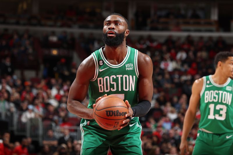 CHICAGO, IL - NOVEMBER 21: Jaylen Brown #7 of the Boston Celtics prepares to shoot a free throw during the game against the Chicago Bulls on November 21, 2022 at United Center in Chicago, Illinois. NOTE TO USER: User expressly acknowledges and agrees that, by downloading and or using this photograph, User is consenting to the terms and conditions of the Getty Images License Agreement. Mandatory Copyright Notice: Copyright 2022 NBAE (Photo by Jeff Haynes/NBAE via Getty Images)