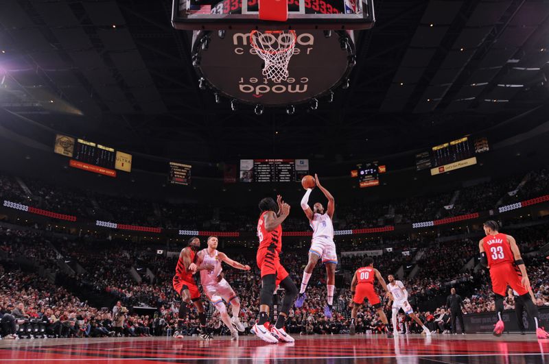 PORTLAND, OR - JANUARY 26: Jalen Williams #8 of the Oklahoma City Thunder shoots the ball during the game against the Portland Trail Blazers on January 26, 2025 at the Moda Center Arena in Portland, Oregon. NOTE TO USER: User expressly acknowledges and agrees that, by downloading and or using this photograph, user is consenting to the terms and conditions of the Getty Images License Agreement. Mandatory Copyright Notice: Copyright 2025 NBAE (Photo by Cameron Browne/NBAE via Getty Images)