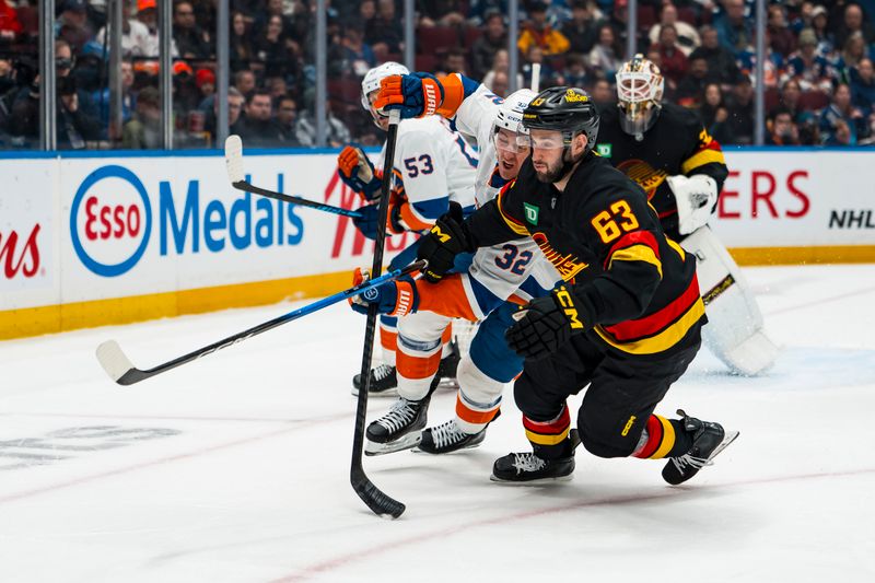 Islanders' Powerplay Sparks Victory Over Canucks in Vancouver Showdown