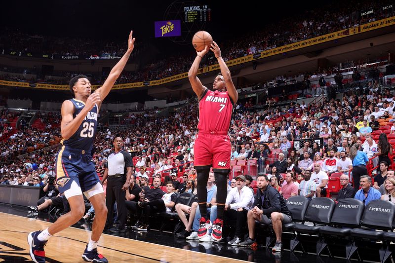 MIAMI, FL - JANUARY 22: Kyle Lowry #7 of the Miami Heat shoots a three point basket during the game against the New Orleans Pelicans on January 22, 2023 at Miami-Dade Arena in Miami, Florida. NOTE TO USER: User expressly acknowledges and agrees that, by downloading and or using this Photograph, user is consenting to the terms and conditions of the Getty Images License Agreement. Mandatory Copyright Notice: Copyright 2023 NBAE (Photo by Nathaniel S. Butler/NBAE via Getty Images)