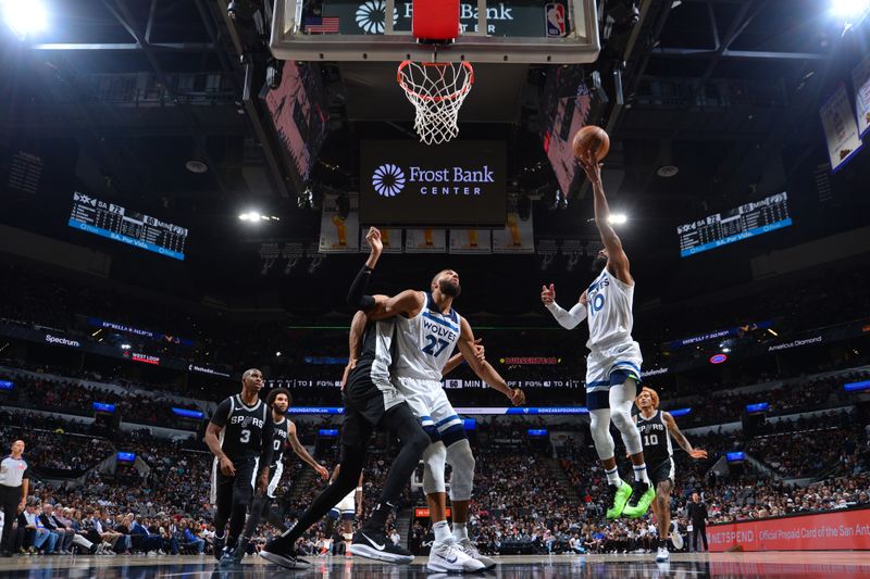 SAN ANTONIO, TX - NOVEMBER 2: Mike Conley #10 of the Minnesota Timberwolves drives to the basket during the game against the San Antonio Spurs on November 2, 2024 at the Frost Bank Center in San Antonio, Texas. NOTE TO USER: User expressly acknowledges and agrees that, by downloading and or using this photograph, user is consenting to the terms and conditions of the Getty Images License Agreement. Mandatory Copyright Notice: Copyright 2024 NBAE (Photos by Michael Gonzales/NBAE via Getty Images)