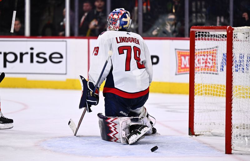 Dec 14, 2023; Philadelphia, Pennsylvania, USA; Washington Capitals goalie Charlie Lindgren (79) looks on after allowing a goal against the Philadelphia Flyers in the third period at Wells Fargo Center. Mandatory Credit: Kyle Ross-USA TODAY Sports