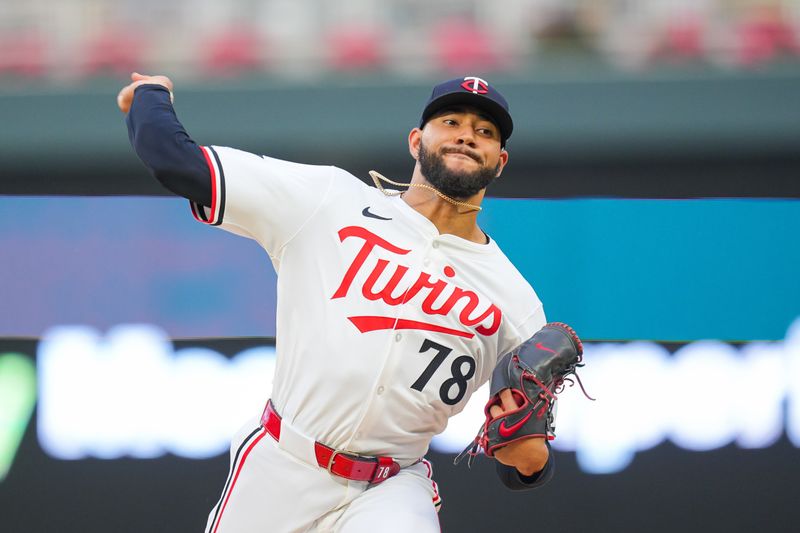 Aug 27, 2024; Minneapolis, Minnesota, USA; Minnesota Twins pitcher Simeon Woods Richardson (78) pitches against the Atlanta Braves in the first inning at Target Field. Mandatory Credit: Brad Rempel-USA TODAY Sports