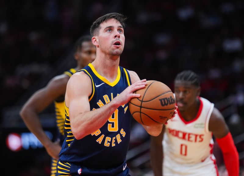 HOUSTON, TEXAS - OCTOBER 10: T.J. McConnell #9 of the Indiana Pacers lines up for a free throw during the preseason game against the Houston Rockets at Toyota Center on October 10, 2023 in Houston, Texas. NOTE TO USER: User expressly acknowledges and agrees that, by downloading and or using this photograph, User is consenting to the terms and conditions of the Getty Images License Agreement. (Photo by Alex Bierens de Haan/Getty Images)