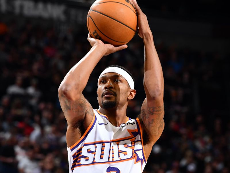 PHOENIX, AZ - OCTOBER 11: Bradley Beal #3 of the Phoenix Suns shoots a free throw during the game against the Detroit Pistons during a NBA preseason game on October 11, 2024 at Footprint Center in Phoenix, Arizona. NOTE TO USER: User expressly acknowledges and agrees that, by downloading and or using this photograph, user is consenting to the terms and conditions of the Getty Images License Agreement. Mandatory Copyright Notice: Copyright 2024 NBAE (Photo by Barry Gossage/NBAE via Getty Images)