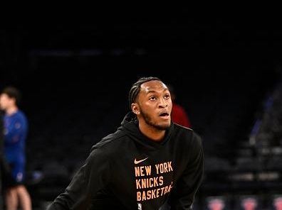 NEW YORK, NY - NOVEMBER 30: Immanuel Quickley #5 of the New York Knicks handles the ball before the game against the Detroit Pistons on November 30, 2023 at Madison Square Garden in New York City, New York.  NOTE TO USER: User expressly acknowledges and agrees that, by downloading and or using this photograph, User is consenting to the terms and conditions of the Getty Images License Agreement. Mandatory Copyright Notice: Copyright 2023 NBAE  (Photo by David Dow/NBAE via Getty Images)