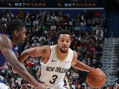 NEW ORLEANS, LA - NOVEMBER 2: CJ McCollum #3 of the New Orleans Pelicans drives to the basket during the game against the Detroit Pistons on November 2, 2023 at the Smoothie King Center in New Orleans, Louisiana. NOTE TO USER: User expressly acknowledges and agrees that, by downloading and or using this Photograph, user is consenting to the terms and conditions of the Getty Images License Agreement. Mandatory Copyright Notice: Copyright 2023 NBAE (Photo by Layne Murdoch Jr./NBAE via Getty Images)