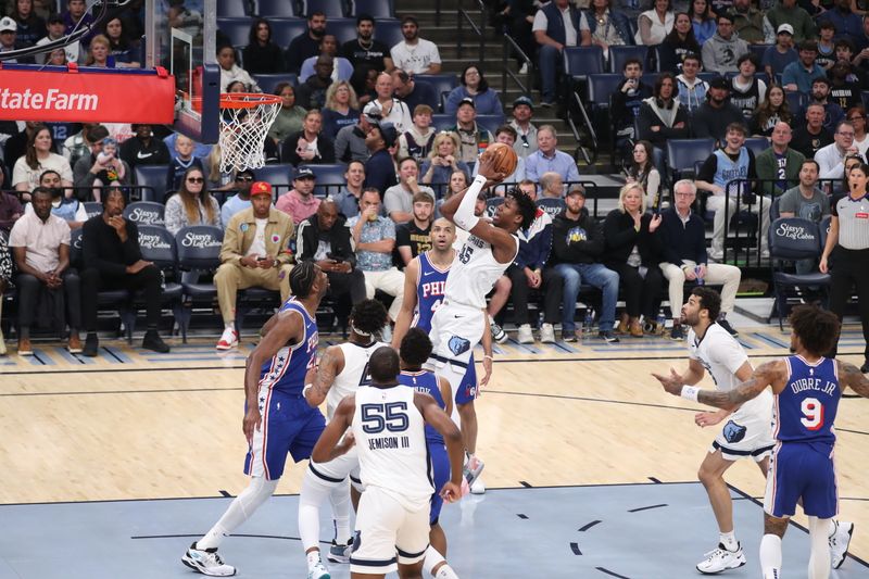 MEMPHIS, TN - APRIL 6: GG Jackson #45 of the Memphis Grizzlies shoots the ball during the game against the Philadelphia 76ers on April 6, 2024 at FedExForum in Memphis, Tennessee. NOTE TO USER: User expressly acknowledges and agrees that, by downloading and or using this photograph, User is consenting to the terms and conditions of the Getty Images License Agreement. Mandatory Copyright Notice: Copyright 2024 NBAE (Photo by Joe Murphy/NBAE via Getty Images)