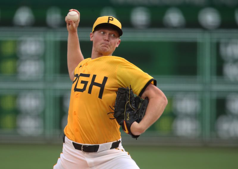 Pirates' Offensive Barrage Overwhelms Mets at PNC Park