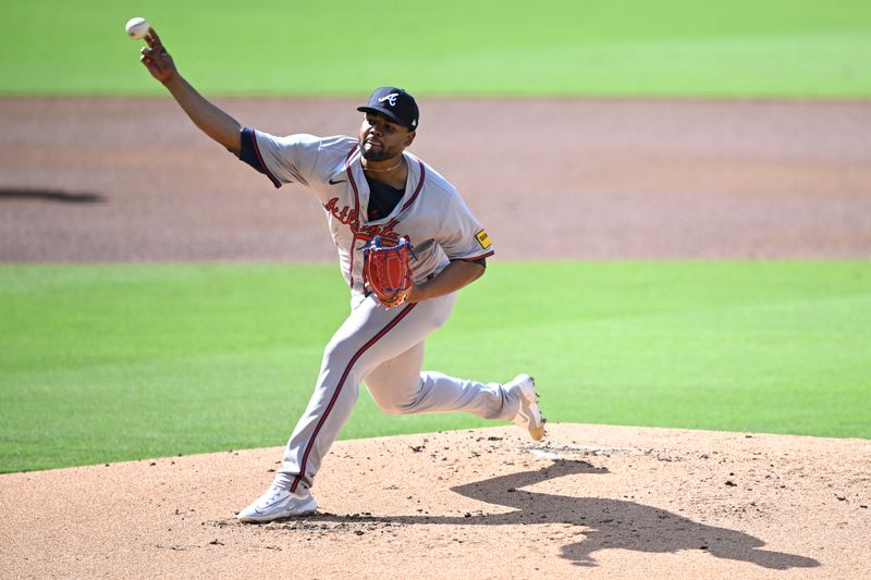 Jul 13, 2024; San Diego, California, USA; Atlanta Braves starting pitcher Reynaldo Lopez (40) pitches against the San Diego Padres during the first inning at Petco Park. Mandatory Credit: Orlando Ramirez-USA TODAY Sports