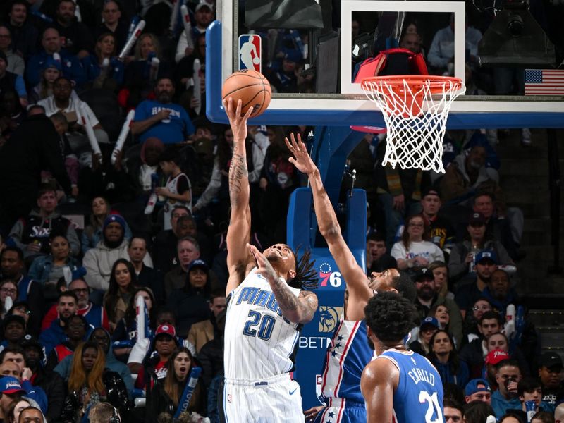 PHILADELPHIA, PA - JANUARY 30: Markelle Fultz #20 of the Orlando Magic shoots the ball during the game against the Philadelphia 76ers on January 30, 2023 at the Wells Fargo Center in Philadelphia, Pennsylvania NOTE TO USER: User expressly acknowledges and agrees that, by downloading and/or using this Photograph, user is consenting to the terms and conditions of the Getty Images License Agreement. Mandatory Copyright Notice: Copyright 2023 NBAE (Photo by David Dow/NBAE via Getty Images)