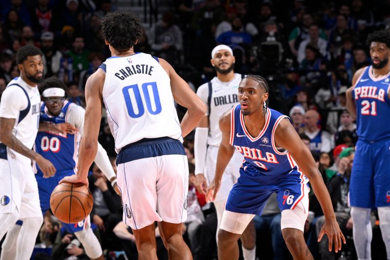 PHILADELPHIA, PA - FEBRUARY 4: Tyrese Maxey #0 of the Philadelphia 76ers plays defense against the Dallas Mavericks on February 4, 2025 at the Wells Fargo Center in Philadelphia, Pennsylvania NOTE TO USER: User expressly acknowledges and agrees that, by downloading and/or using this Photograph, user is consenting to the terms and conditions of the Getty Images License Agreement. Mandatory Copyright Notice: Copyright 2025 NBAE (Photo by David Dowt/NBAE via Getty Images)