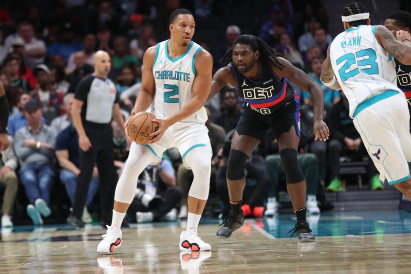 CHARLOTTE, NC - NOVEMBER 06:  Grant Williams #2 of the Charlotte Hornets handles the ball during the game against the Detroit Pistons on November 06, 2024 at Spectrum Center in Charlotte, North Carolina. NOTE TO USER: User expressly acknowledges and agrees that, by downloading and or using this photograph, User is consenting to the terms and conditions of the Getty Images License Agreement. Mandatory Copyright Notice: Copyright 2024 NBAE (Photo by Brock Williams-Smith/NBAE via Getty Images)