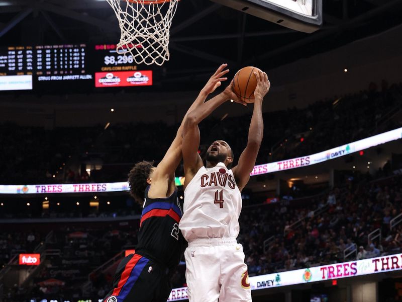 CLEVELAND, OH - JANUARY 27: Evan Mobley #4 of the Cleveland Cavaliers drives to the basket during the game against the Detroit Pistons on January 27, 2025 at Rocket Mortgage FieldHouse in Cleveland, Ohio. NOTE TO USER: User expressly acknowledges and agrees that, by downloading and/or using this Photograph, user is consenting to the terms and conditions of the Getty Images License Agreement. Mandatory Copyright Notice: Copyright 2025 NBAE (Photo by  Lauren Leigh Bacho/NBAE via Getty Images)