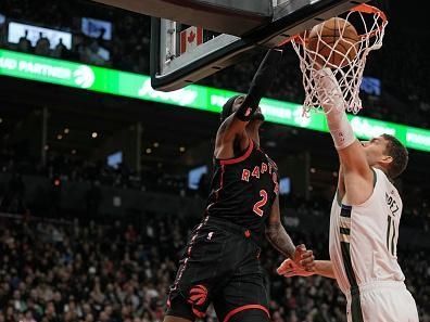 TORONTO, CANADA - NOVEMBER 15: Jalen McDaniels #2 of the Toronto Raptors dunks the ball against the Milwaukee Bucks on November 15, 2023 at the Scotiabank Arena in Toronto, Ontario, Canada.  NOTE TO USER: User expressly acknowledges and agrees that, by downloading and or using this Photograph, user is consenting to the terms and conditions of the Getty Images License Agreement.  Mandatory Copyright Notice: Copyright 2023 NBAE (Photo by Jordan Jones/NBAE via Getty Images)