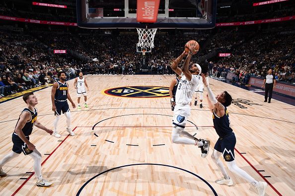 DENVER, CO - DECEMBER 28: Ziaire Williams #8 of the Memphis Grizzlies drives to the basket during the game against the Denver Nuggets on December 28, 2023 at the Ball Arena in Denver, Colorado. NOTE TO USER: User expressly acknowledges and agrees that, by downloading and/or using this Photograph, user is consenting to the terms and conditions of the Getty Images License Agreement. Mandatory Copyright Notice: Copyright 2023 NBAE (Photo by Garrett Ellwood/NBAE via Getty Images)