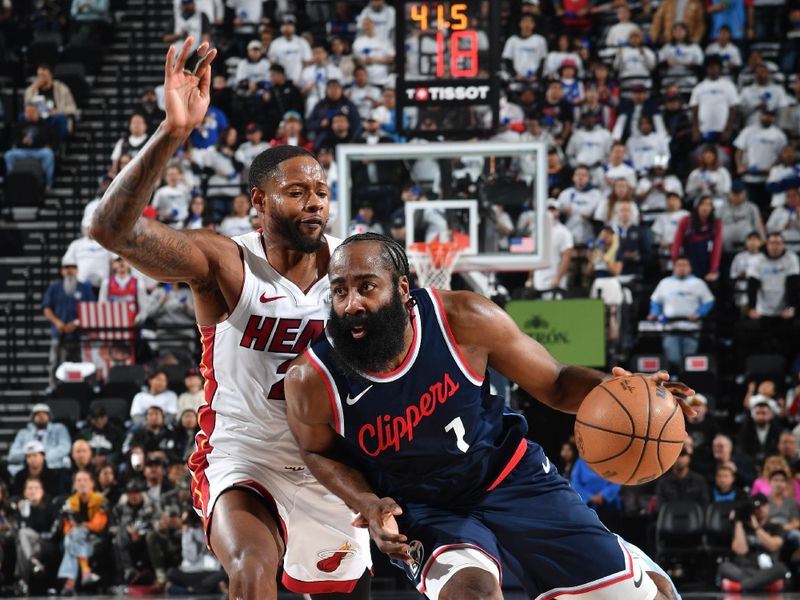 INGLEWOOD, CA - JANUARY 13:  James Harden #1 of the LA Clippers drives to the basket during the game against the Miami Heat on January 13, 2025 at Intuit Dome in Los Angeles, California. NOTE TO USER: User expressly acknowledges and agrees that, by downloading and/or using this Photograph, user is consenting to the terms and conditions of the Getty Images License Agreement. Mandatory Copyright Notice: Copyright 2025 NBAE (Photo by Juan Ocampo/NBAE via Getty Images)