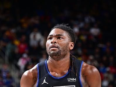 Detroit Pistons vs Charlotte Hornets: Jalen Duren's Impact in the Upcoming Showdown