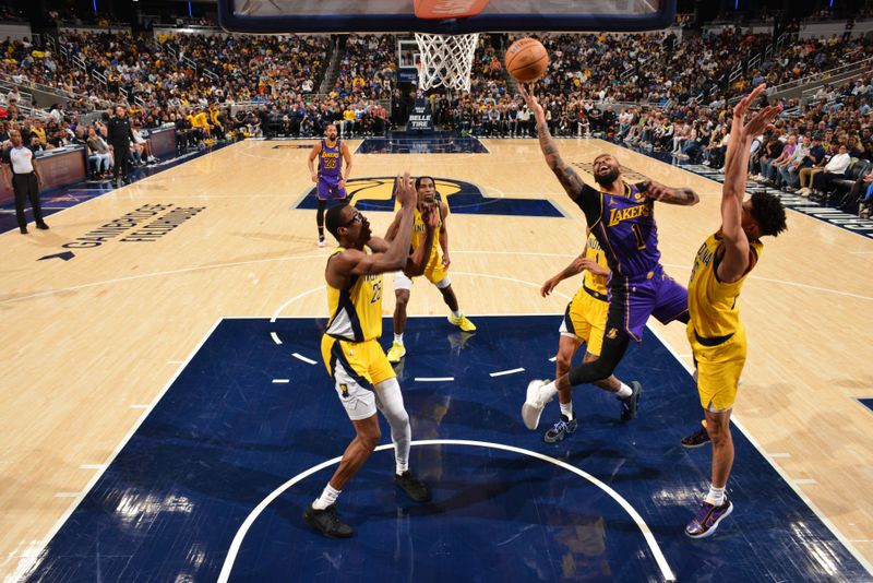 INDIANAPOLIS, IN - MARCH 29: D'Angelo Russell #1 of the Los Angeles Lakers drives to the basket during the game against the Indiana Pacers on March 24, 2024 at Gainbridge Fieldhouse in Indianapolis, Indiana. NOTE TO USER: User expressly acknowledges and agrees that, by downloading and or using this Photograph, user is consenting to the terms and conditions of the Getty Images License Agreement. Mandatory Copyright Notice: Copyright 2024 NBAE (Photo by Jesse D. Garrabrant /NBAE via Getty Images)