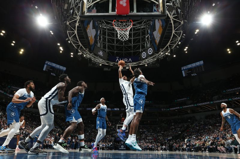 MINNEAPOLIS, MN -  FEBRUARY 28: Ziaire Williams #8 of the Memphis Grizzlies goes to the basket during the game on February 28, 2024 at Target Center in Minneapolis, Minnesota. NOTE TO USER: User expressly acknowledges and agrees that, by downloading and or using this Photograph, user is consenting to the terms and conditions of the Getty Images License Agreement. Mandatory Copyright Notice: Copyright 2024 NBAE (Photo by David Sherman/NBAE via Getty Images)