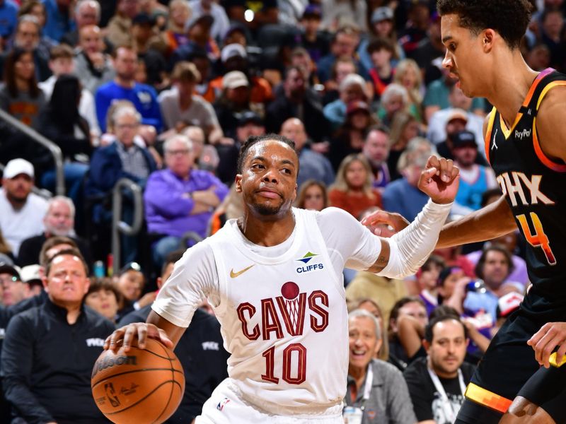 PHOENIX, AZ - MARCH 21: Darius Garland #10 of the Cleveland Cavaliers drives to the basket during the game against the Phoenix Suns on March 21, 2025 at PHX Arena in Phoenix, Arizona. NOTE TO USER: User expressly acknowledges and agrees that, by downloading and or using this photograph, user is consenting to the terms and conditions of the Getty Images License Agreement. Mandatory Copyright Notice: Copyright 2025 NBAE (Photo by Barry Gossage/NBAE via Getty Images)