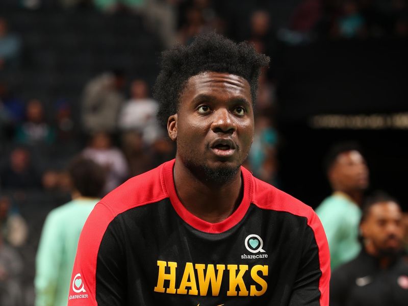 CHARLOTTE, NC - NOVEMBER 30: Clint Capela #15 of the Atlanta Hawks warms up before the game against the Charlotte Hornets on November 30, 2024 at Spectrum Center in Charlotte, North Carolina. NOTE TO USER: User expressly acknowledges and agrees that, by downloading and or using this photograph, User is consenting to the terms and conditions of the Getty Images License Agreement. Mandatory Copyright Notice: Copyright 2024 NBAE (Photo by Kent Smith/NBAE via Getty Images)