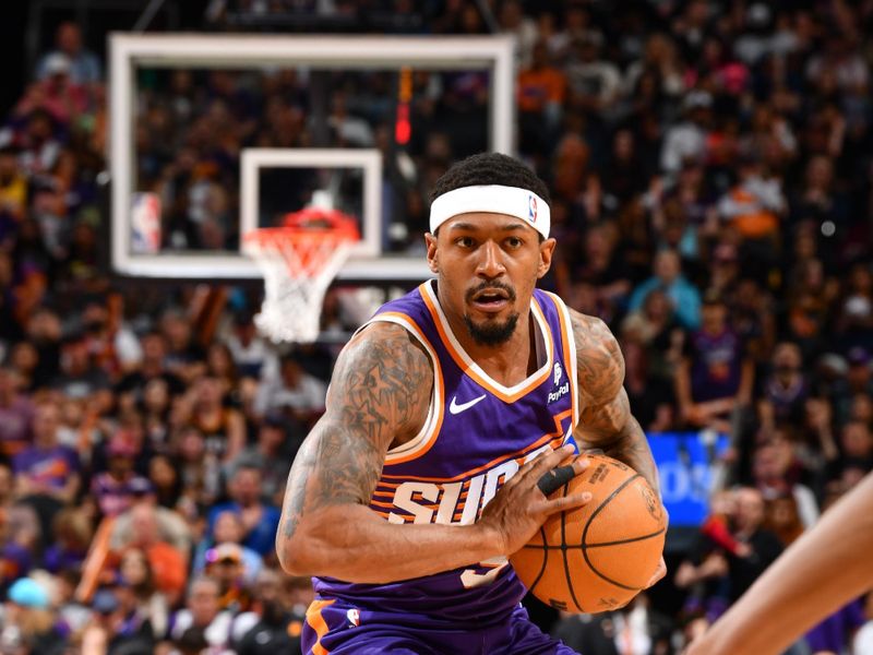 PHOENIX, AZ - MARCH 21:  Bradley Beal #3 of the Phoenix Suns passes the ball during the game on March 21, 2024 at Footprint Center in Phoenix, Arizona. NOTE TO USER: User expressly acknowledges and agrees that, by downloading and or using this photograph, user is consenting to the terms and conditions of the Getty Images License Agreement. Mandatory Copyright Notice: Copyright 2024 NBAE (Photo by Barry Gossage/NBAE via Getty Images)