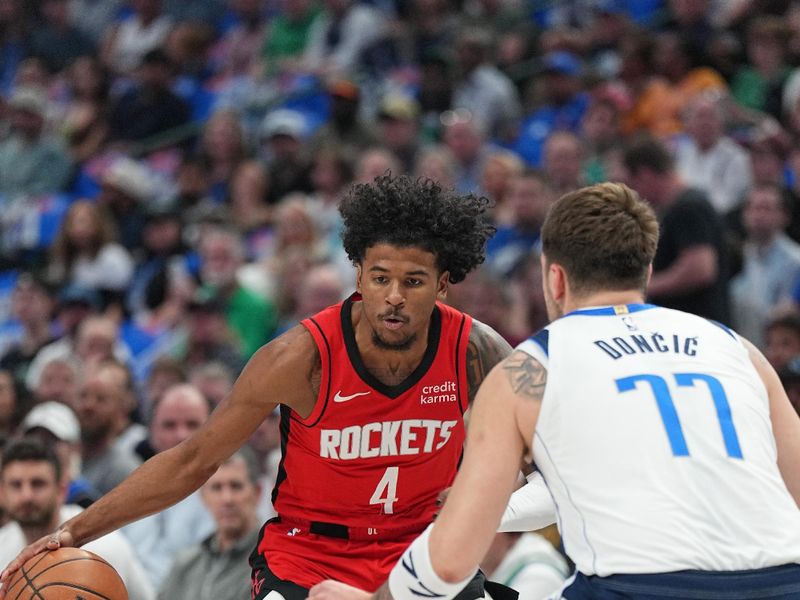 DALLAS, TX - APRIL 7: Jalen Green #4 of the Houston Rockets dribbles the ball during the game against the Dallas Mavericks on April 7, 2024 at the American Airlines Center in Dallas, Texas. NOTE TO USER: User expressly acknowledges and agrees that, by downloading and or using this photograph, User is consenting to the terms and conditions of the Getty Images License Agreement. Mandatory Copyright Notice: Copyright 2024 NBAE (Photo by Glenn James/NBAE via Getty Images)