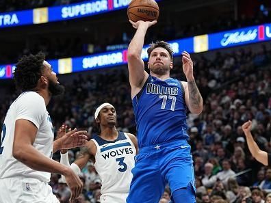 DALLAS, TX - DECEMBER 14: Luka Doncic #77 of the Dallas Mavericks shoots the ball during the game Minnesota Timberwolves on December 14, 2023 at the American Airlines Center in Dallas, Texas. NOTE TO USER: User expressly acknowledges and agrees that, by downloading and or using this photograph, User is consenting to the terms and conditions of the Getty Images License Agreement. Mandatory Copyright Notice: Copyright 2023 NBAE (Photo by Glenn James/NBAE via Getty Images)