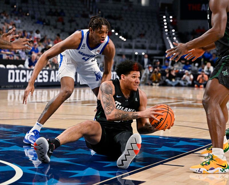 Mar 11, 2023; Fort Worth, TX, USA; Tulane Green Wave forward Tylan Pope (33) grabs a rebound in front of Memphis Tigers forward Chandler Lawson (4) during the first half at Dickies Arena. Mandatory Credit: Jerome Miron-USA TODAY Sports