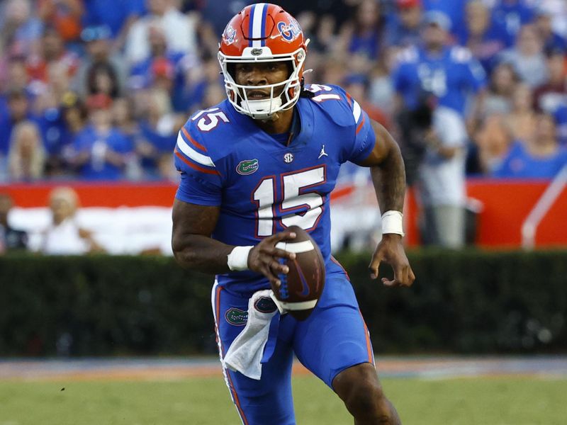 Nov 12, 2022; Gainesville, Florida, USA; Florida Gators quarterback Anthony Richardson (15) runs with the ball against the South Carolina Gamecocks during the second quarter at Ben Hill Griffin Stadium. Mandatory Credit: Kim Klement-USA TODAY Sports