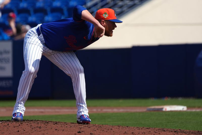 Feb 28, 2026; Port St. Lucie, Florida, USA;  New York Mets pitcher Craig Kimbrel (46) pitches in the fourth inning against the Washington Nationals at Clover Park. Mandatory Credit: Jim Rassol-Imagn Images