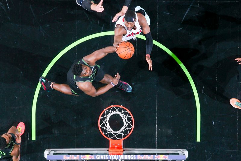 NEW ORLEANS, LA - FEBRUARY 23: Bam Adebayo #13 of the Miami Heat shoots the ball during the game against the New Orleans Pelicans on February 23, 2024 at the Smoothie King Center in New Orleans, Louisiana. NOTE TO USER: User expressly acknowledges and agrees that, by downloading and or using this Photograph, user is consenting to the terms and conditions of the Getty Images License Agreement. Mandatory Copyright Notice: Copyright 2024 NBAE (Photo by Layne Murdoch Jr./NBAE via Getty Images)