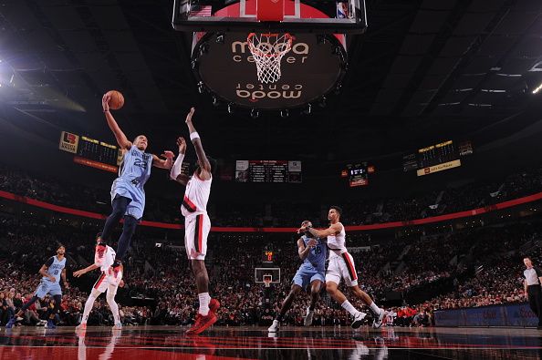 PORTLAND, OR - NOVEMBER 5: Desmond Bane #22 of the Memphis Grizzlies shoots the ball during the game against the Portland Trail Blazers on November 5, 2023 at the Moda Center Arena in Portland, Oregon. NOTE TO USER: User expressly acknowledges and agrees that, by downloading and or using this photograph, user is consenting to the terms and conditions of the Getty Images License Agreement. Mandatory Copyright Notice: Copyright 2023 NBAE (Photo by Cameron Browne/NBAE via Getty Images)