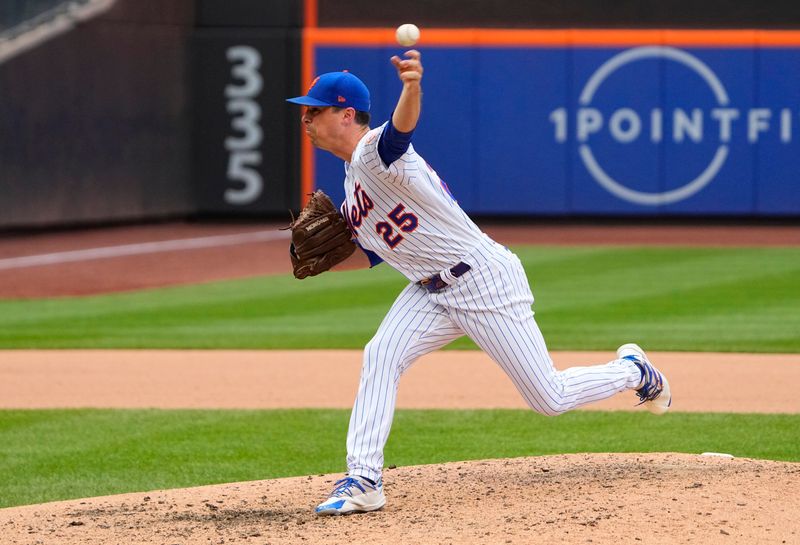 Aug 16, 2023; New York City, New York, USA; New York Mets pitcher Brooks Raley (25) delivers a pitch against the Pittsburgh Pirates during the seventh inning at Citi Field. Mandatory Credit: Gregory Fisher-USA TODAY Sports