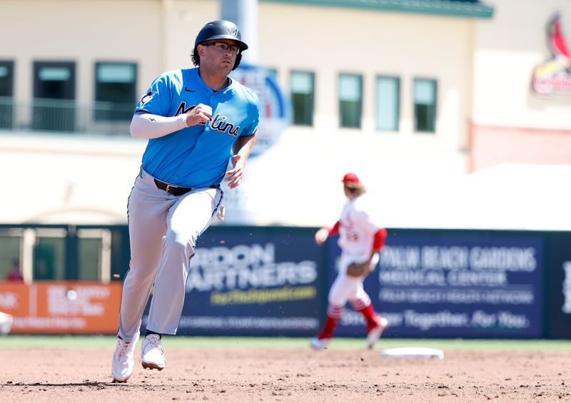 Marlins vs Cardinals: Can Luis Arraez Lead the Fish to Victory in St. Louis?