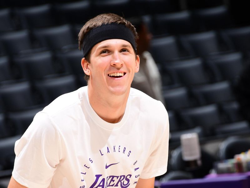 LOS ANGELES, CA - JANUARY 2: Austin Reaves #15 of the Los Angeles Lakers warms up before the game against the Portland Trail Blazers on January 2, 2025 at Crypto.Com Arena in Los Angeles, California. NOTE TO USER: User expressly acknowledges and agrees that, by downloading and/or using this Photograph, user is consenting to the terms and conditions of the Getty Images License Agreement. Mandatory Copyright Notice: Copyright 2025 NBAE (Photo by Adam Pantozzi/NBAE via Getty Images)