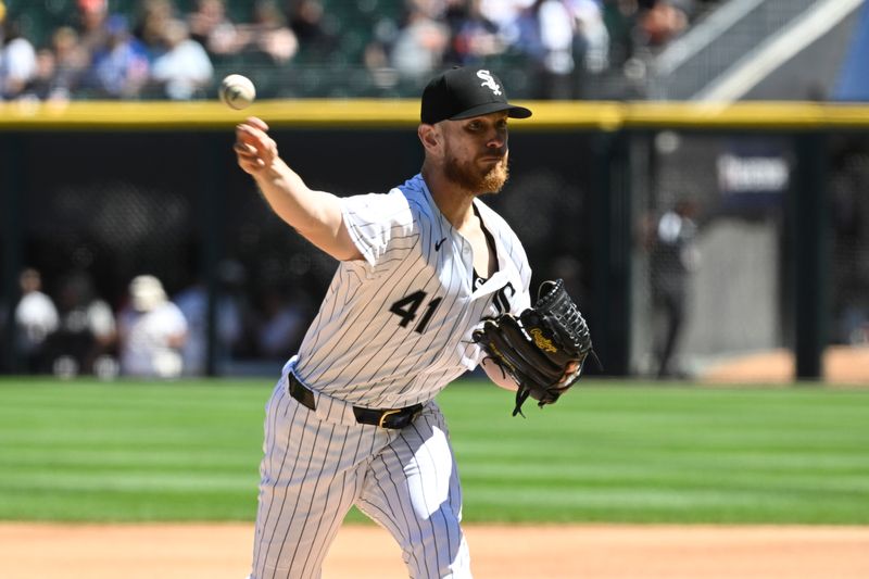 Jun 27, 2024; Chicago, Illinois, USA;  Chicago White Sox pitcher Chad Kuhl (41) delivers against the Atlanta Braves during the first inning at Guaranteed Rate Field. Mandatory Credit: Matt Marton-USA TODAY Sports