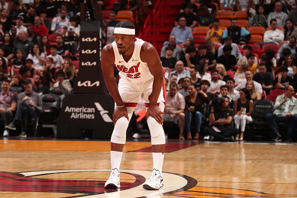 MIAMI, FL - DECEMBER 2: Jimmy Butler #22 of the Miami Heat looks on during the game against the Indiana Pacers on December 2, 2023 at Kaseya Center in Miami, Florida. NOTE TO USER: User expressly acknowledges and agrees that, by downloading and or using this Photograph, user is consenting to the terms and conditions of the Getty Images License Agreement. Mandatory Copyright Notice: Copyright 2023 NBAE (Photo by Issac Baldizon/NBAE via Getty Images)