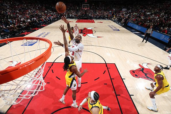 CHICAGO, IL - DECEMBER 28: Andre Drummond #3 of the Chicago Bulls shoots the ball during the game against the Indiana Pacers on December 28, 2023 at United Center in Chicago, Illinois. NOTE TO USER: User expressly acknowledges and agrees that, by downloading and or using this photograph, User is consenting to the terms and conditions of the Getty Images License Agreement. Mandatory Copyright Notice: Copyright 2023 NBAE (Photo by Jeff Haynes/NBAE via Getty Images)