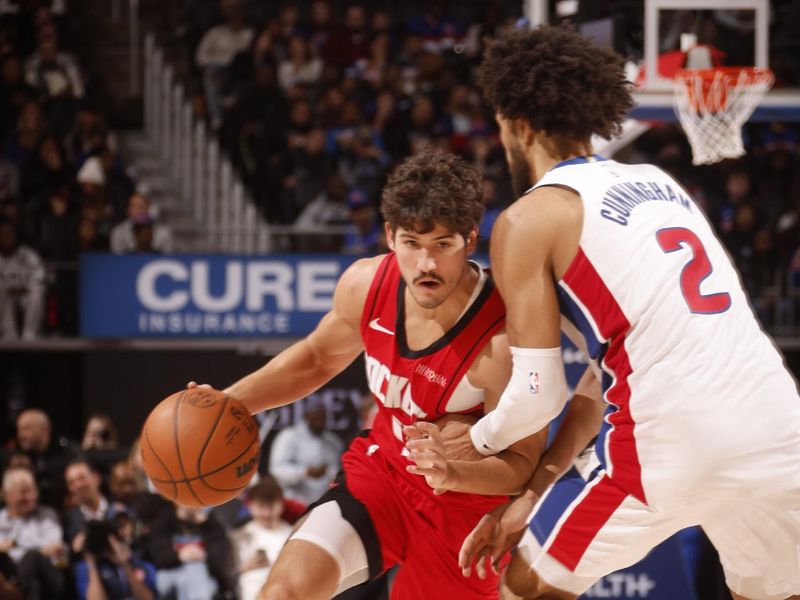 DETROIT, MI - NOVEMBER 10: Reed Sheppard #15 of the Houston Rockets drives to the basket during the game against the Detroit Pistons on November 10, 2024 at Little Caesars Arena in Detroit, Michigan. NOTE TO USER: User expressly acknowledges and agrees that, by downloading and/or using this photograph, User is consenting to the terms and conditions of the Getty Images License Agreement. Mandatory Copyright Notice: Copyright 2024 NBAE (Photo by Brian Sevald/NBAE via Getty Images)