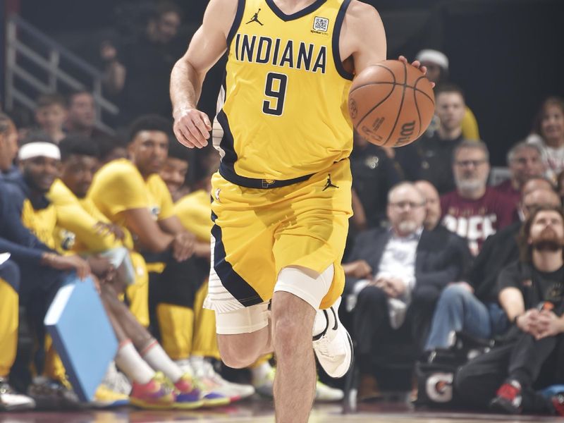 CLEVELAND, OH - MAY 4: T.J. McConnell #9 of the Indiana Pacers dribbles the ball during the game against the Cleveland Cavaliers during Round 2 Game 1 of the 2025 NBA Playoffs on May 4, 2025 at Rocket Arena in Cleveland, Ohio. NOTE TO USER: User expressly acknowledges and agrees that, by downloading and/or using this Photograph, user is consenting to the terms and conditions of the Getty Images License Agreement. Mandatory Copyright Notice: Copyright 2025 NBAE (Photo by David Liam Kyle/NBAE via Getty Images)