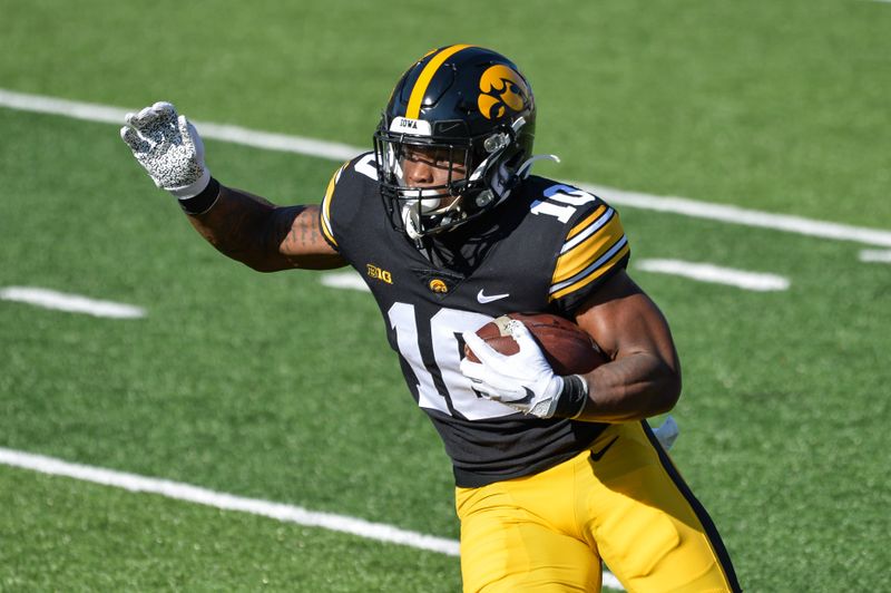 Iowa Hawkeyes' Hank Brown Set to Shine Against USC Trojans in Upcoming Showdown